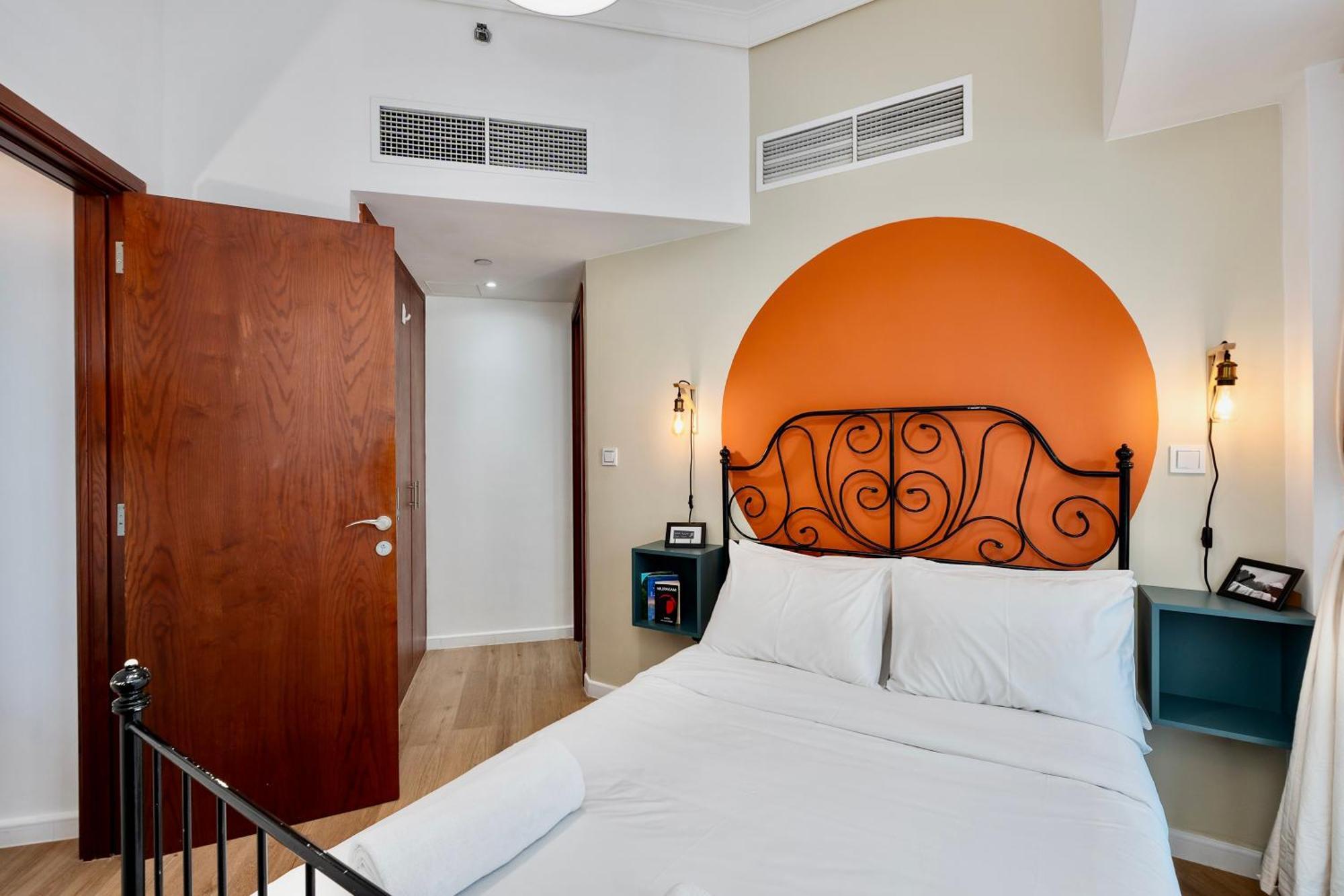 Apartment Next To Metro Unique 2bed Wlarge Balcony Dubai