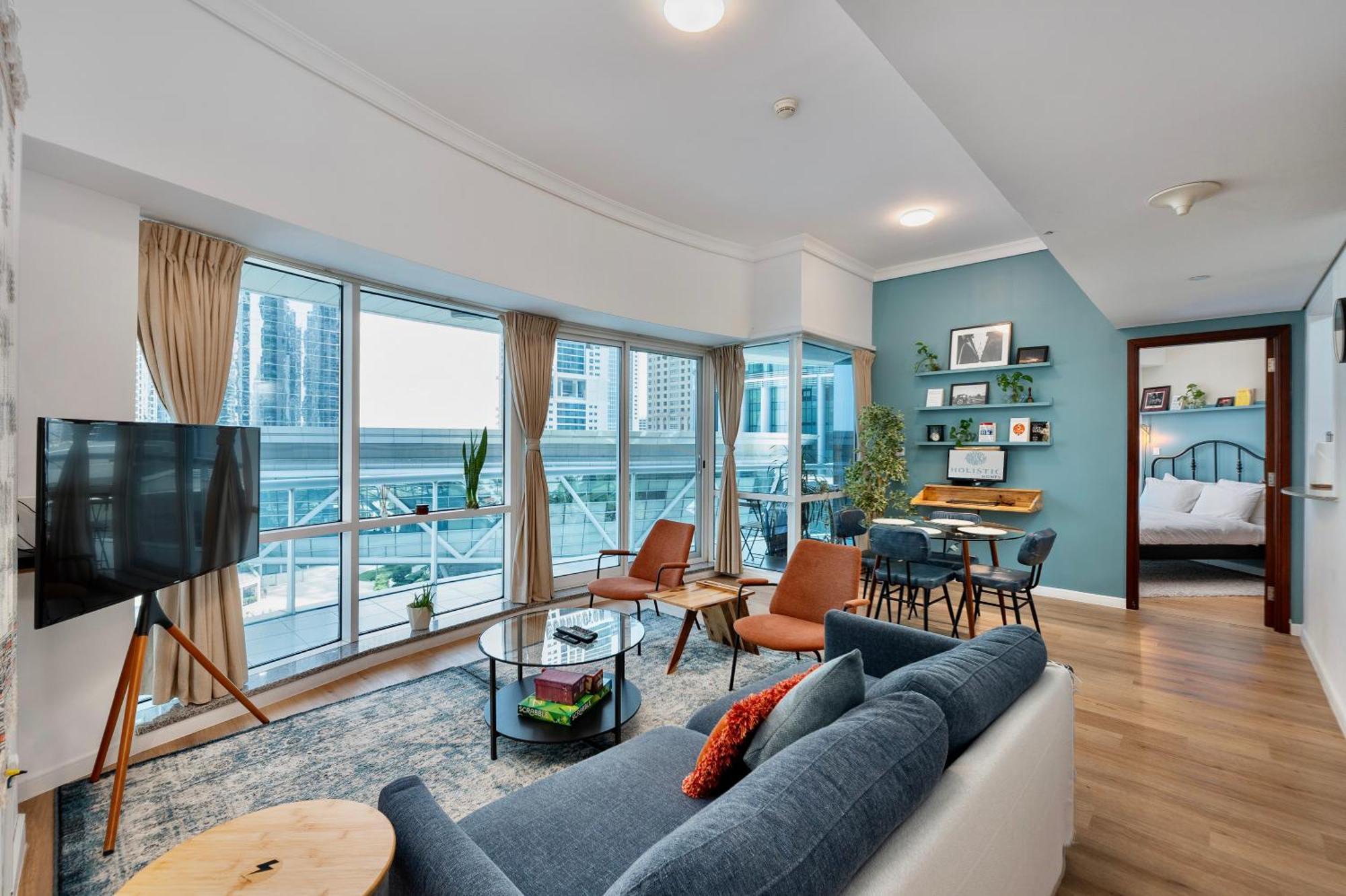 Next To Metro Unique 2bed Wlarge Balcony Apartment *
