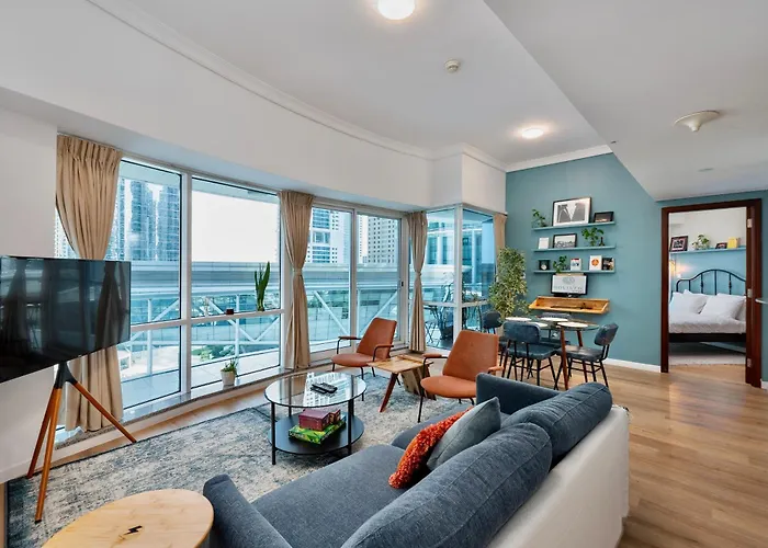 Next To Metro Unique 2Bed Apt Wlarge Balcony